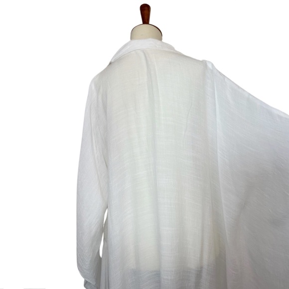 Flowing White Button Down Kimono Beach Coverup - Picture 13 of 15